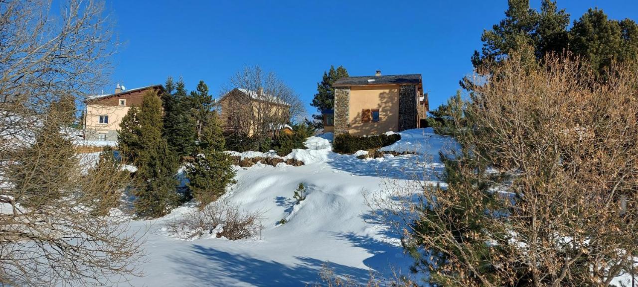 Résidence Campredon - 6 à 8 pers - Linge Inclus - Terrasse 25m2 plein sud - Jardin - Internet - Parking - Navette pied du logement Font-Romeu-Odeillo-Via Exterior foto