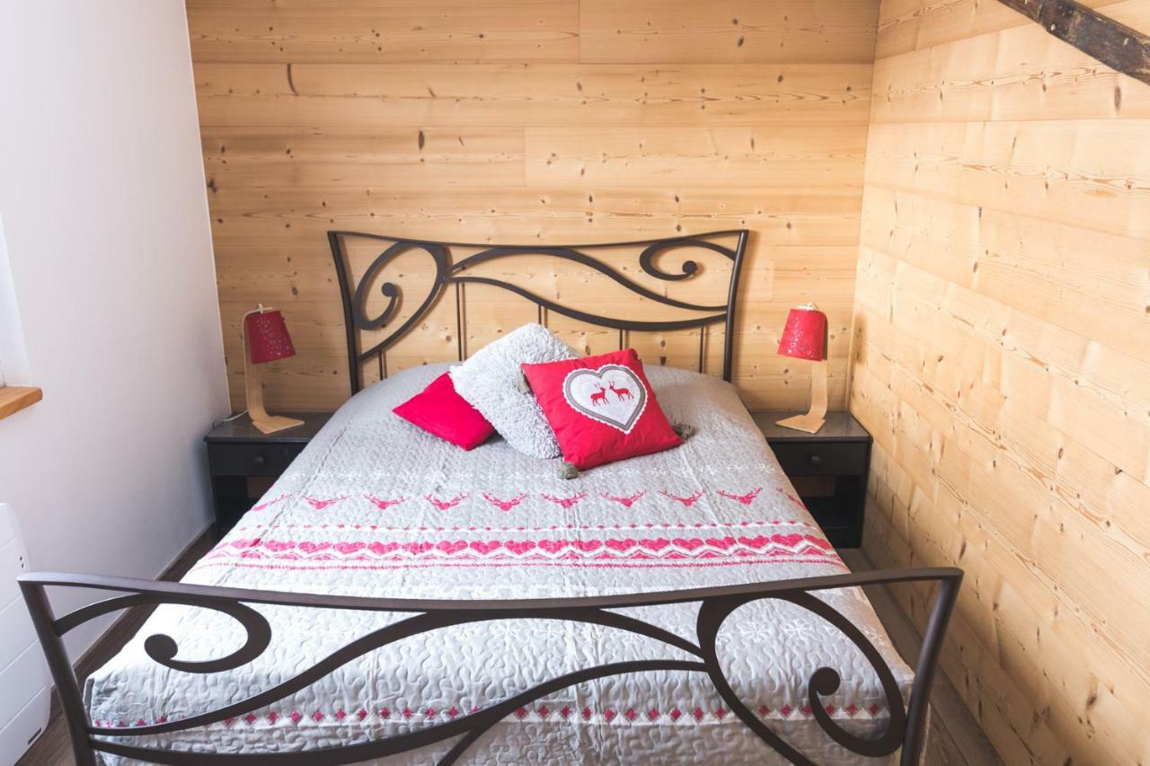 Résidence Campredon - 6 à 8 pers - Linge Inclus - Terrasse 25m2 plein sud - Jardin - Internet - Parking - Navette pied du logement Font-Romeu-Odeillo-Via Exterior foto
